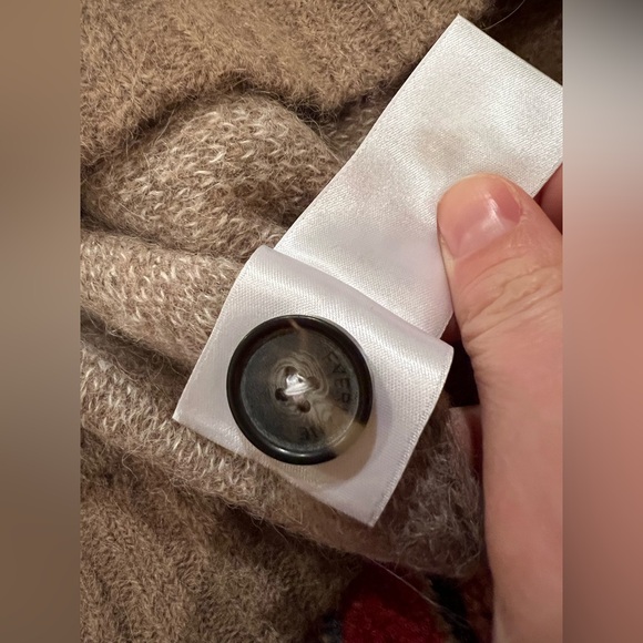 Everlane THE ALPACA V-NECK CROPPED CARDIGAN in lightest taupe — Women’s Medium - Picture 10 of 11